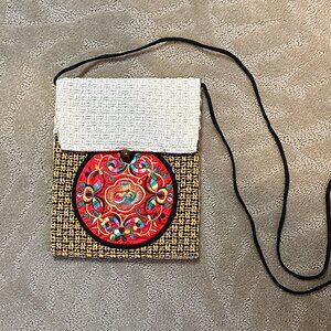 Crossbody woven purse